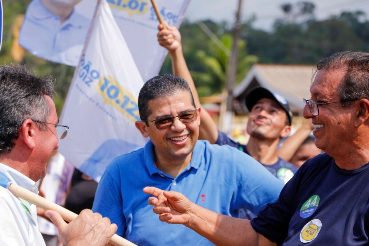 João Luiz participa de reunião política no município de Presidente Figueiredo