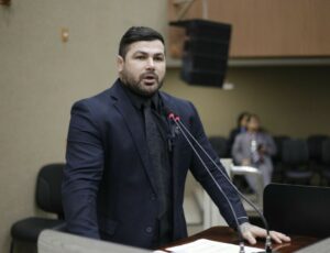 'Precisamos investigar a taxa de esgoto', dispara Capitão Carpê sobre avanço da CPI da Água de Manaus