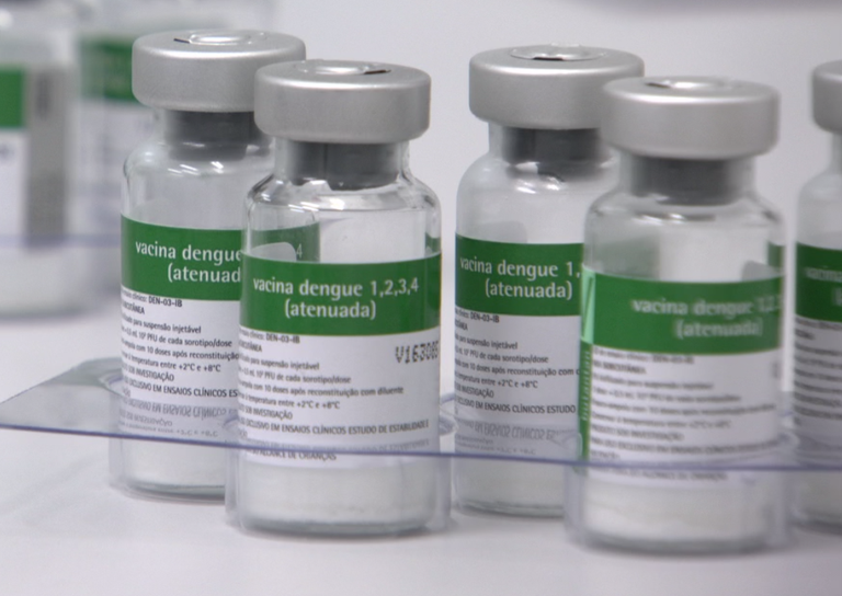 Vacinação contra a dengue começa em fevereiro, em 521 municípios brasileiros; confira