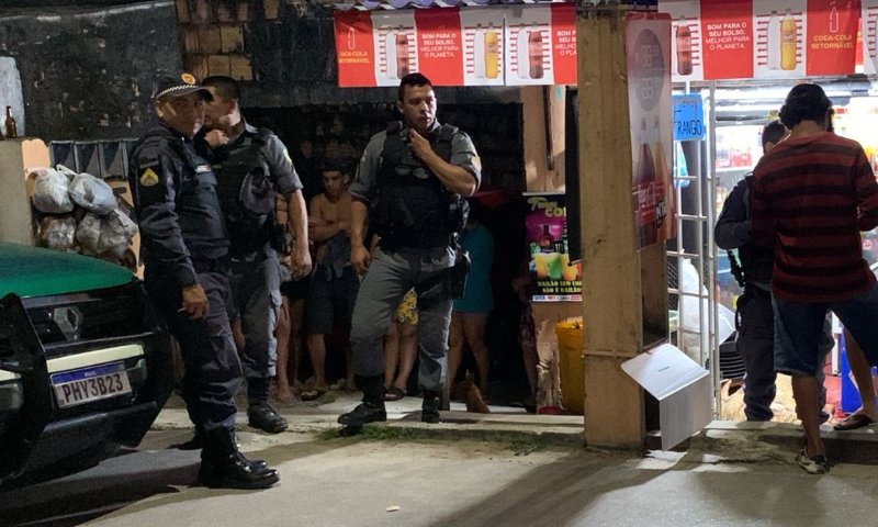 Homem é execut4do dentro de mercadinho no bairro Tancredo Neves; cenas f0rtes