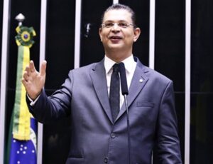 Autor de PL do Aborto vai sugerir pena de 30 anos para estupradores