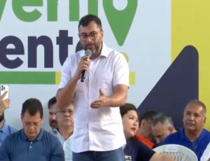 Governador Wilson Lima acompanha 10ª edição do “Governo Presente” no bairro Tarumã