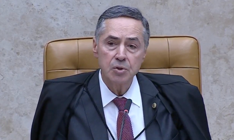 Ministro Barroso afirma que 'as instituições venceram e o Brasil voltou à normalidade'; veja vídeo