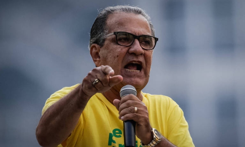 Silas Malafaia cobra posicionamento da bancada evangélica sobre anistia; veja vídeo