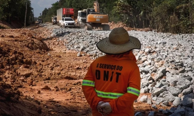 Repavimentação da BR-319 avança: 20 km começam este ano e licitação para mais 30 km será lançada em maio