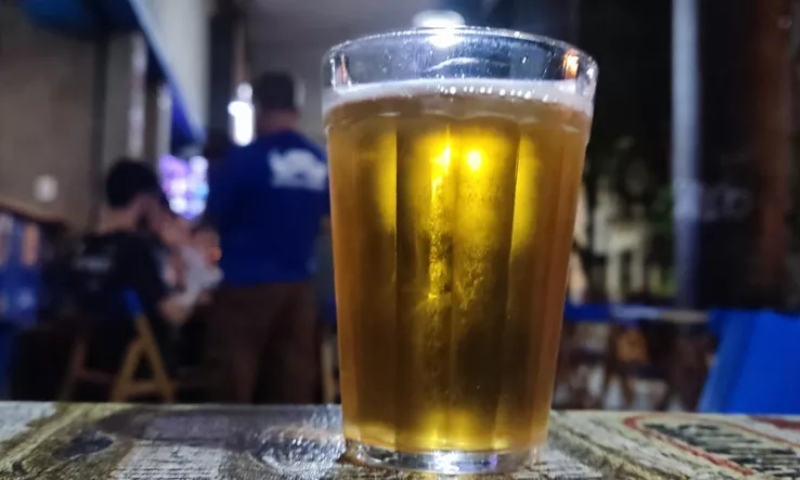 Brasil reduz consumo de álcool e indústria aposta em inovação para manter mercado aquecido
