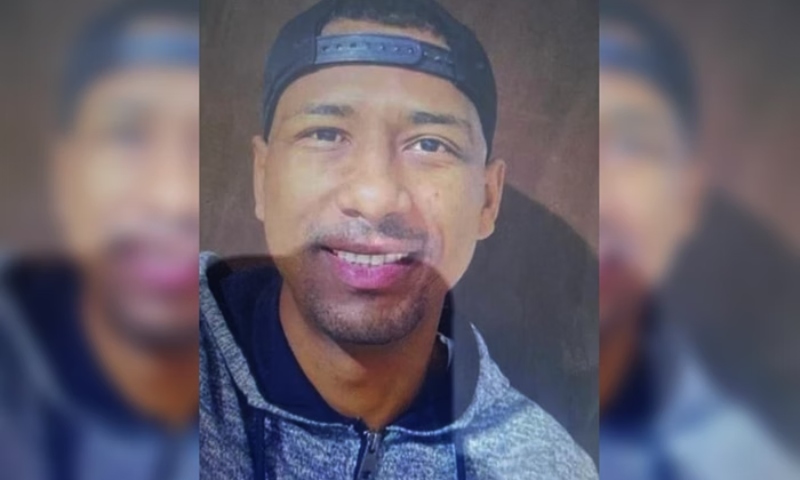 'Monstro': homem é procurado pela polícia após dopar família, cometer duplo feminicídio e estuprar criança