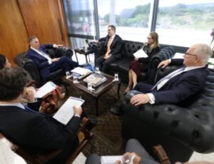 Supremo Tribunal Federal discute com a Controladoria-Geral da União medidas contra fraudes no INSS