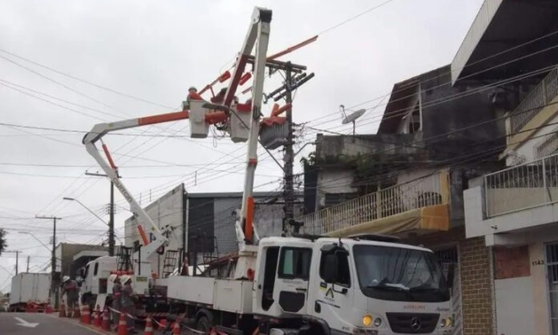 Quatro bairros de Manaus vão ficar sem Energia para manutenção neste sábado (7); veja