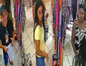 Armarinho no Centro de Manaus mostra a cara de ladrões que roubaram a loja; veja vídeo