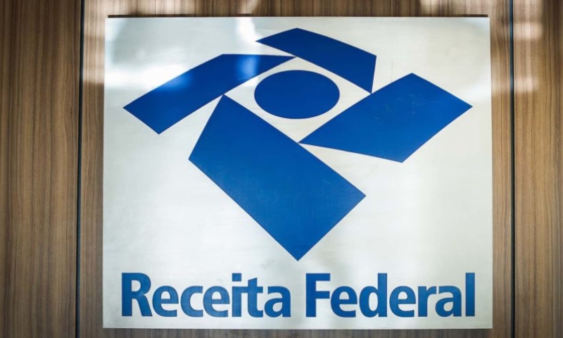 Greve de auditores trava bilhões: paralisação na Receita pode estar custando R$ 35 bilhões ao Brasil
