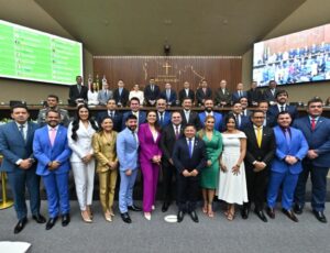 Farra das faltas: deputados da Aleam somam mais de 300 ausências no 1º semestre de 2025; veja quem mais faltou