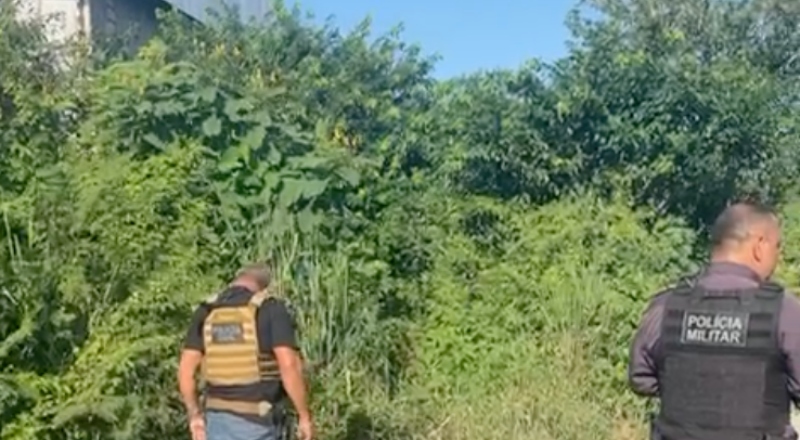 Urgente: homem é morto a tiros e outro fica gravemente ferido durante sequestro em Manaus; veja vídeos