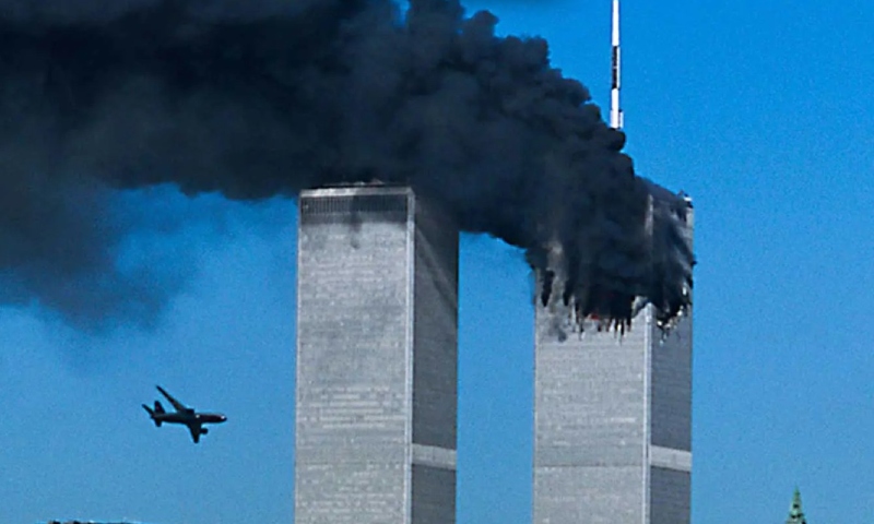 O atentado que mudou o mundo: queda das torre gêmeas nos EUA completa 24 anos; veja vídeo