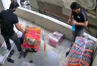 Tragédia: jovem fica distraído na beira de laje e o pior acontece; veja vídeo
