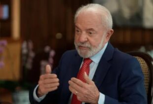 BBC pergunta 6 vezes para o presidente Lula se ele tentou ligar para Trump; veja vídeo